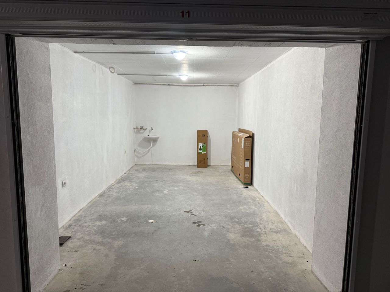 Дава се под наем Гараж / Паркомясто в Стара Загора, Аязмото - 24 кв.м за 66.3 € - Снимка #2