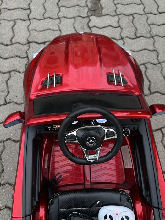 Акумулаторна кола Mercedes-Benz DK- SL63 червен