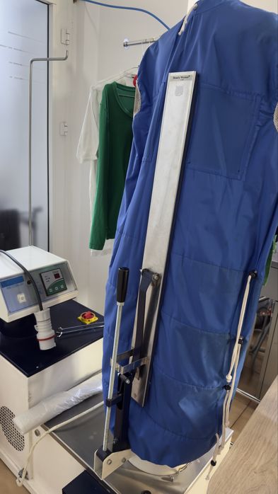 Manechin profesional pentru calcat sacouri, paltoane, etc.