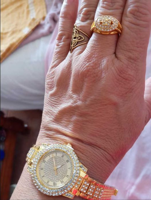 Set cadou femei -  Ceas, colier/lantisor, inel, cercei