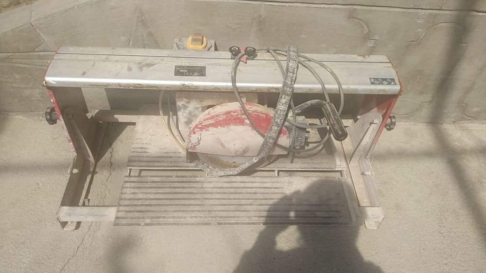 Granit,kafel,marmar kesadigan aparatSrochna