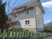 Vând casa la munte