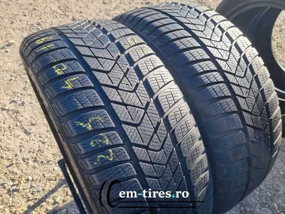 SET 2 Anvelope Iarna 225/40 R19 PIRELLI Sottozero 3 93H