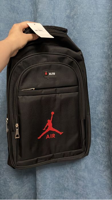 Продам новые рюкзаки