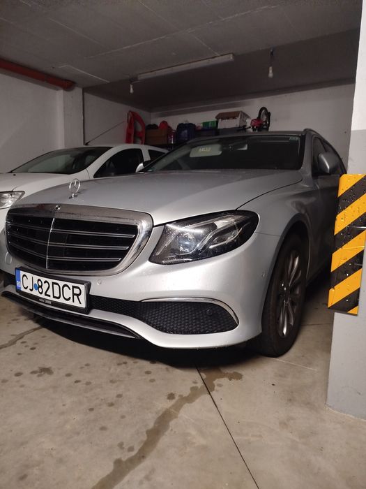 Mercedes E Class. Istoric service, foarte multe dotari