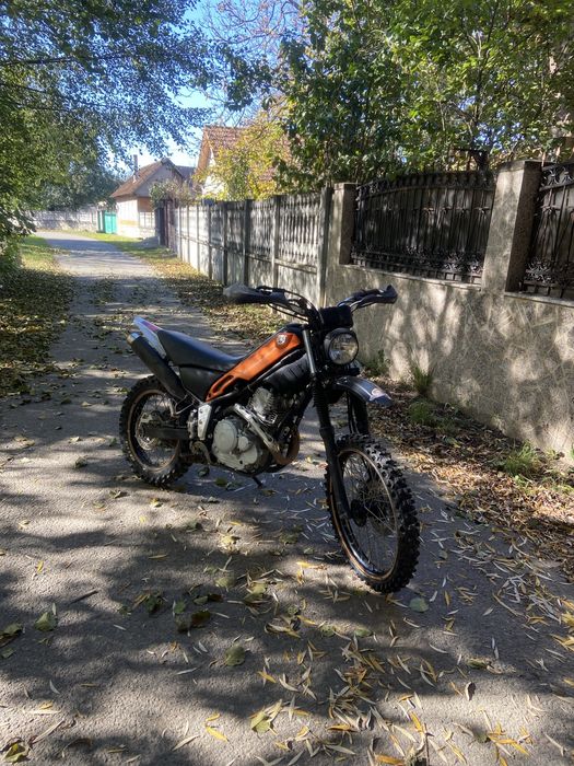 Vând Yamaha triker 250cc