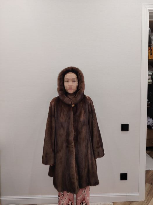 Норковая шуба             .