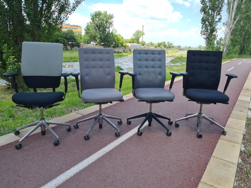 Немски офис Елегантни столове от марката на Vitra обзавеждане