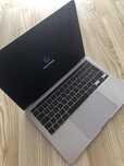 MacBook PRO 2020 • i7 • 512 GB