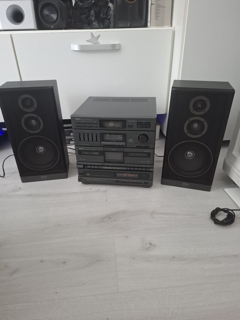 Sistem audio Akai cu boxe model AC-M393L echipament original
