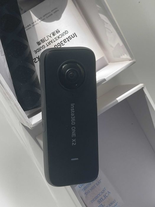 Insta360 OneX2 Cameră sport5K Captură 360° cu Ecran Tactil 1.33",Wi-Fi
