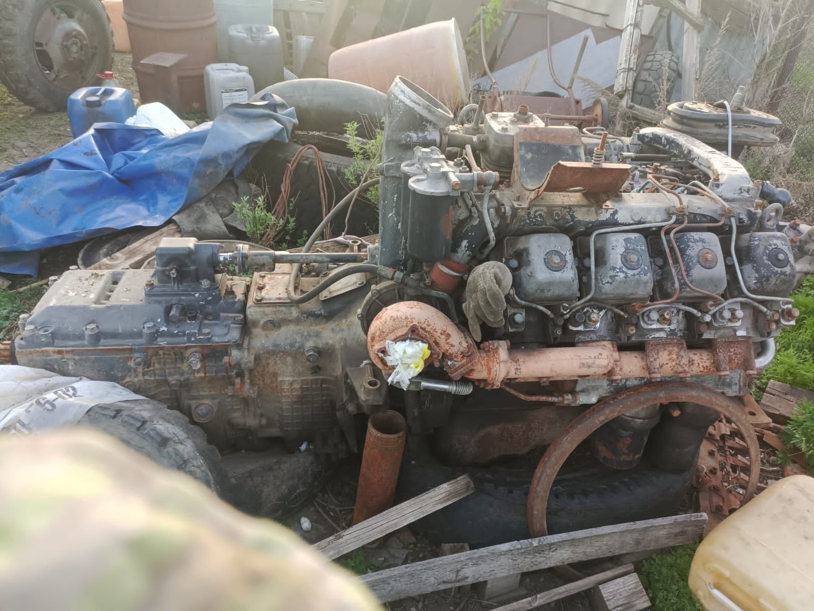 Двигатель Камаза с каробкой