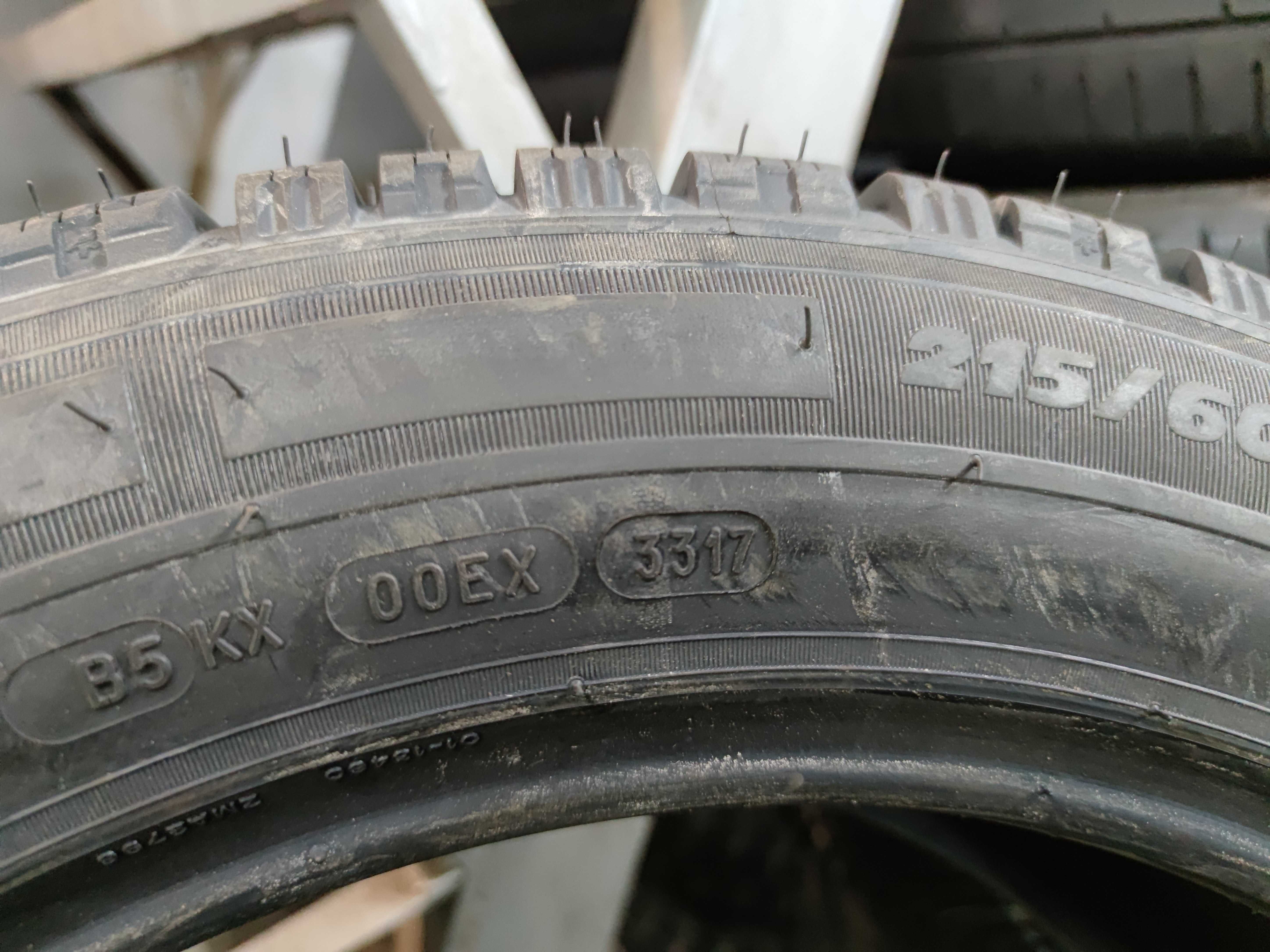 3бр. Нови Зимни гуми 215 60 17 С - Michelin