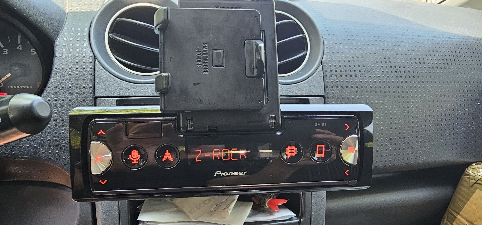 Продавам Pioneer sph-10bt