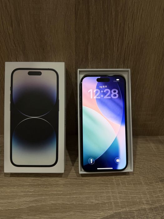 Продавам iPhone 14 Pro