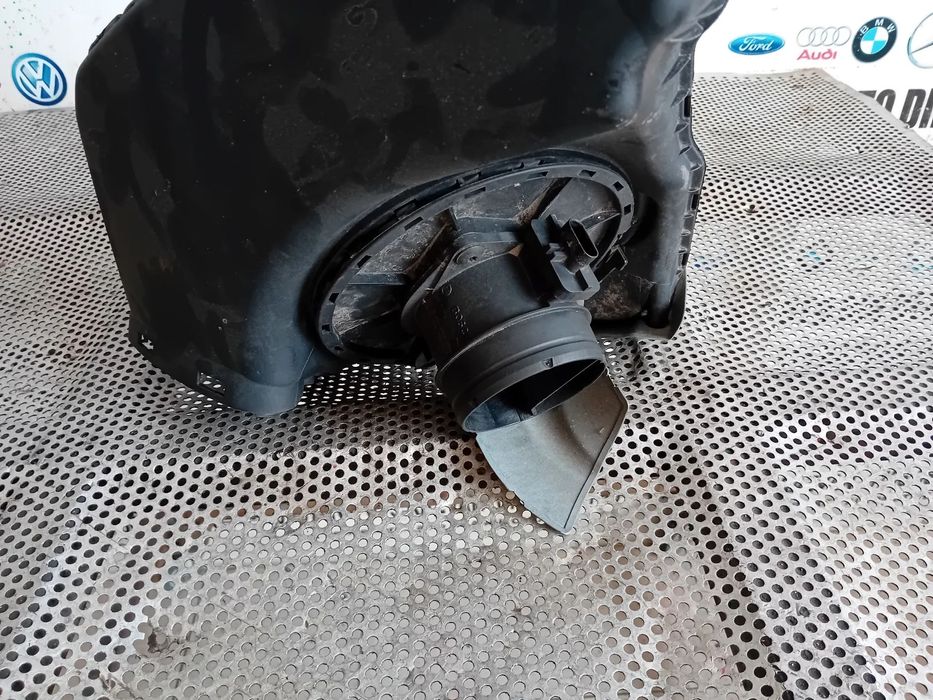 Debitmetru Aer Audi A6 4G C7 A5 A4 B8 Q3 Q5 2.0 Tdi Motor CVNH Cod 03L906461A Cutie NYU