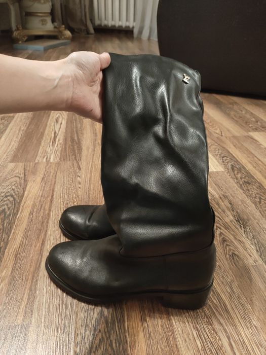 Женские осенние сапожки