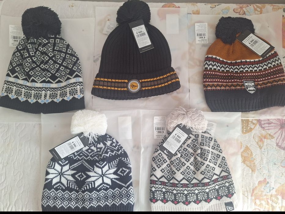 Продам недорогие зимние шапки