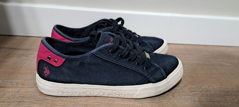 Дамски кецове POLO