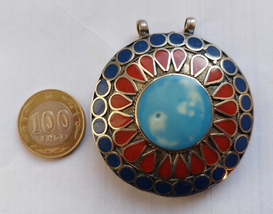 Медальон кулон подвеска