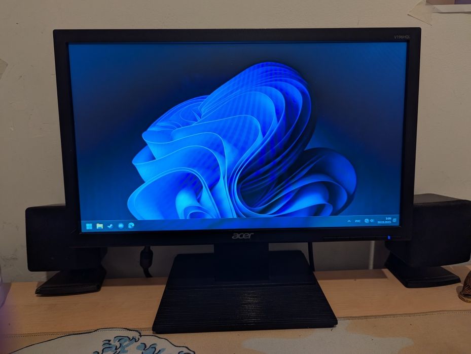 Монитор acer V196HQL
