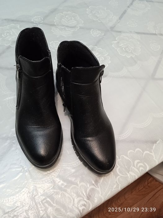 Женские осенние полусапожки