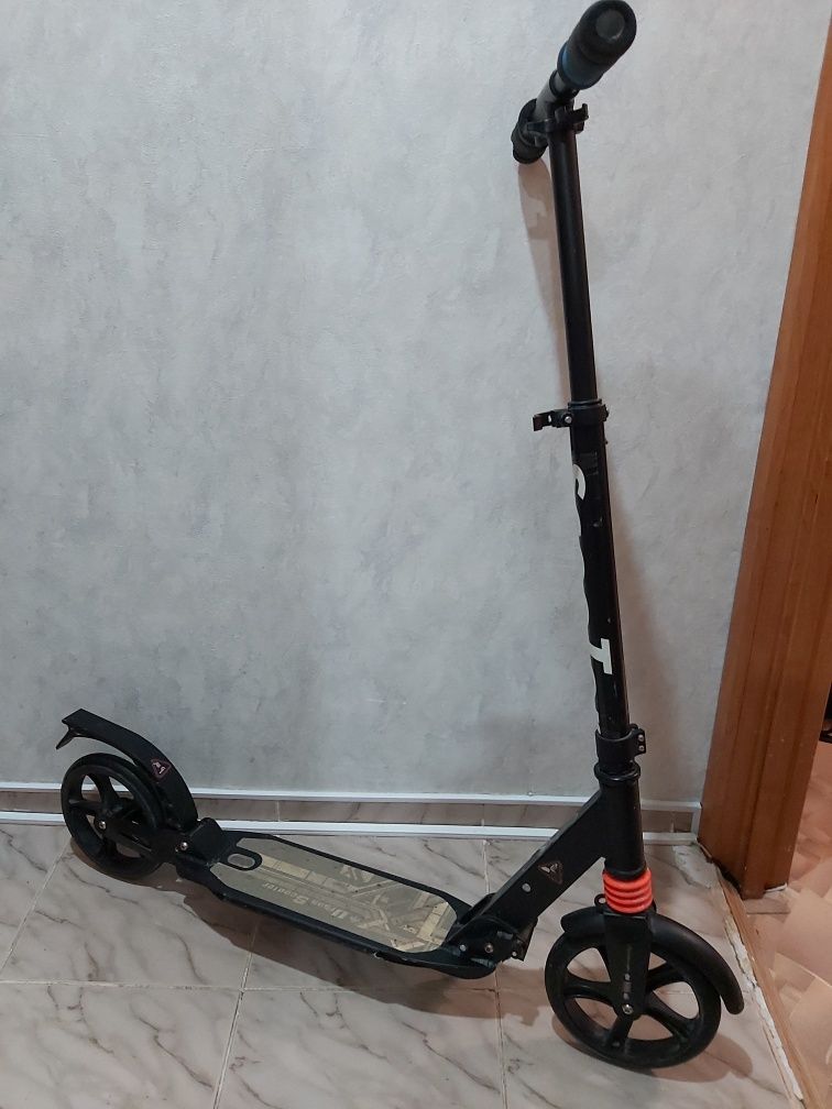 Продам самокат Scooter, подростковый до 100 кг веса