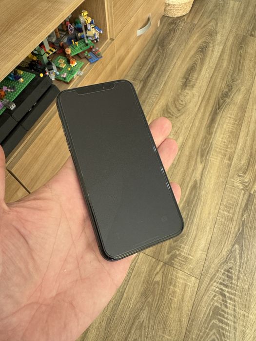 iPhone Xs gold, memorie 64Gb, baterie 85%, husa, iOS 18, cablu, frumos