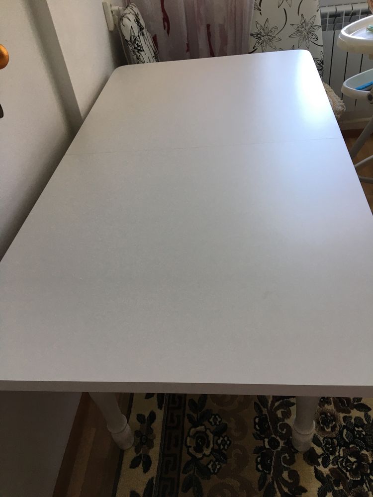 Стол белый кухонный