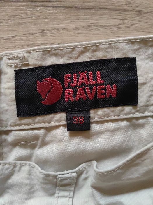 Pantaloni FjallRaven mărime 38