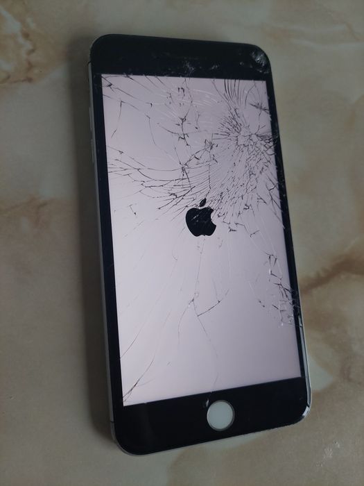 [8+] Vând Apple iPhone 8 Plus cu probleme dar funcțional //poze reale