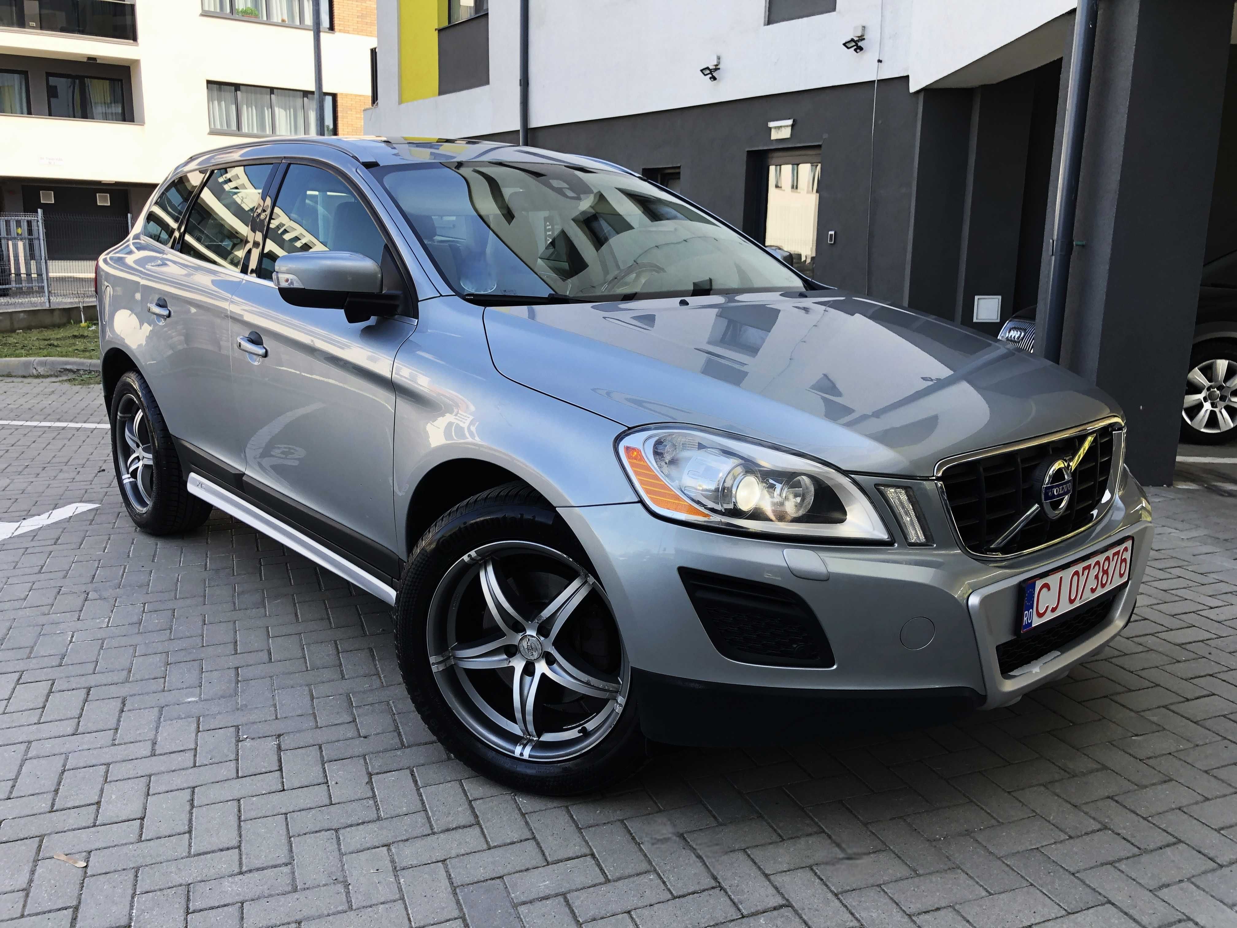 Volvo XC60*Summum*5Cilindrii*Pano*4x4*Aut*Piele*Led*Navi*Cam*FullTop