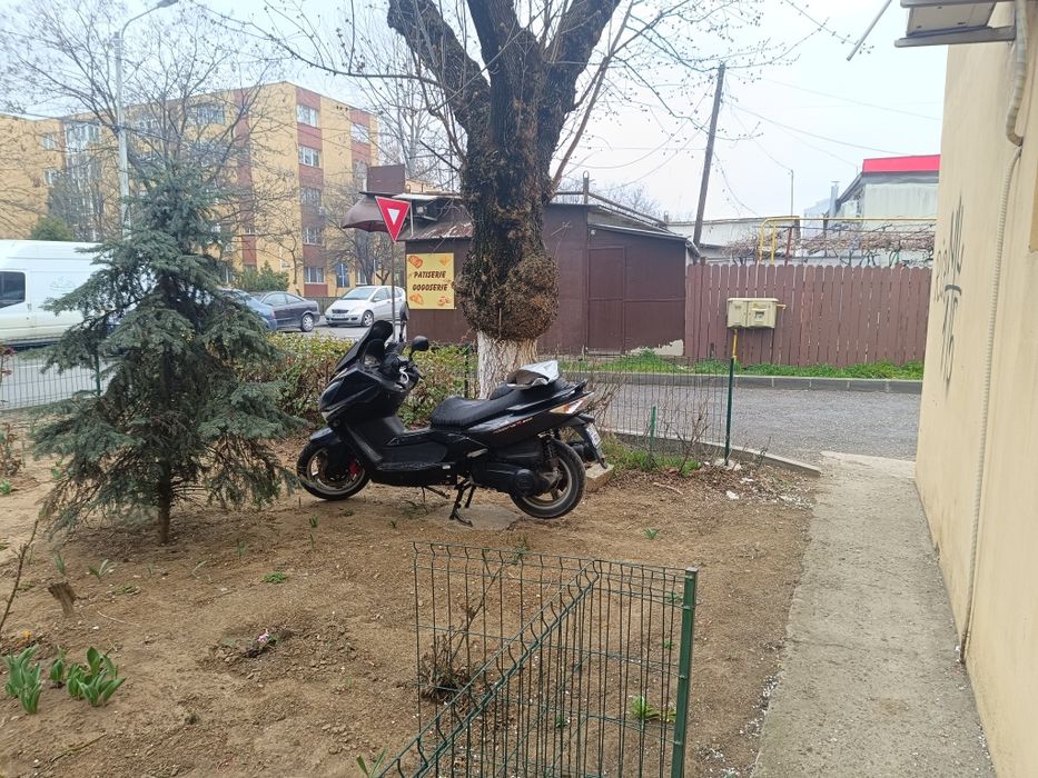 Scuter Kymco Xciting R300