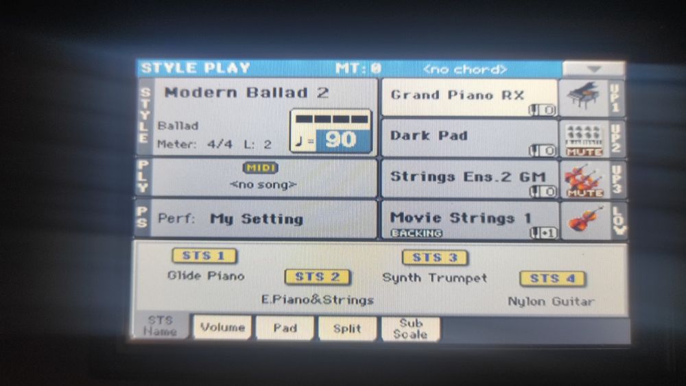 Продавам. KORG PA-300