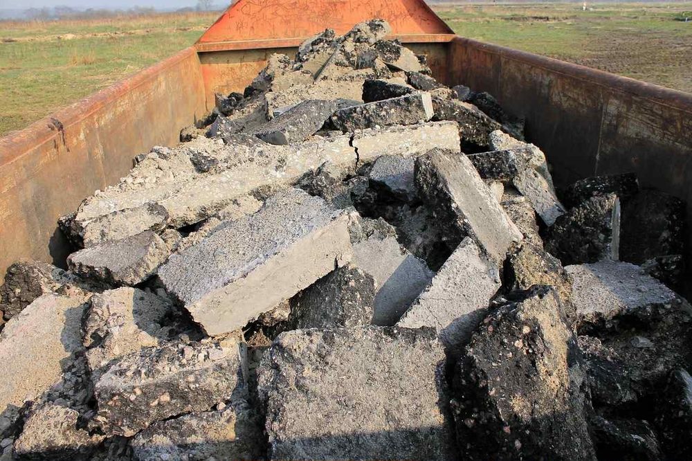 Debarasări moloz, mobila veche și alte materiale -targu mures