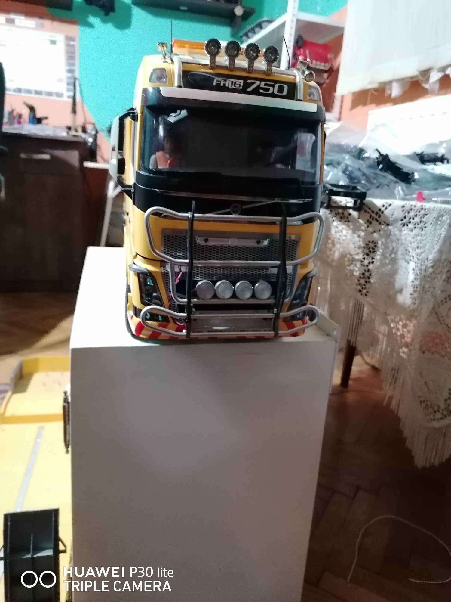 Automodel Volvo de la Tamiya.