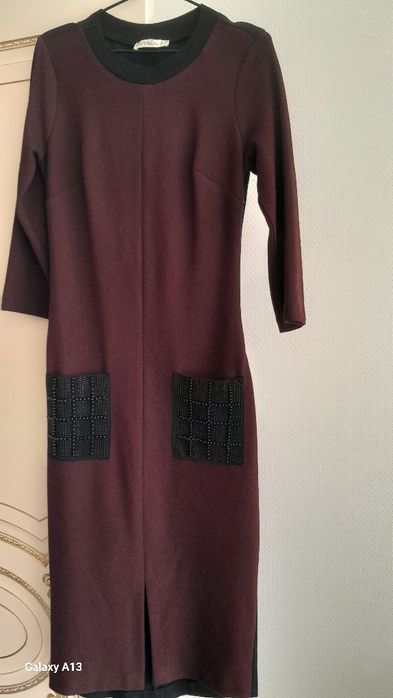 Продам женская платья