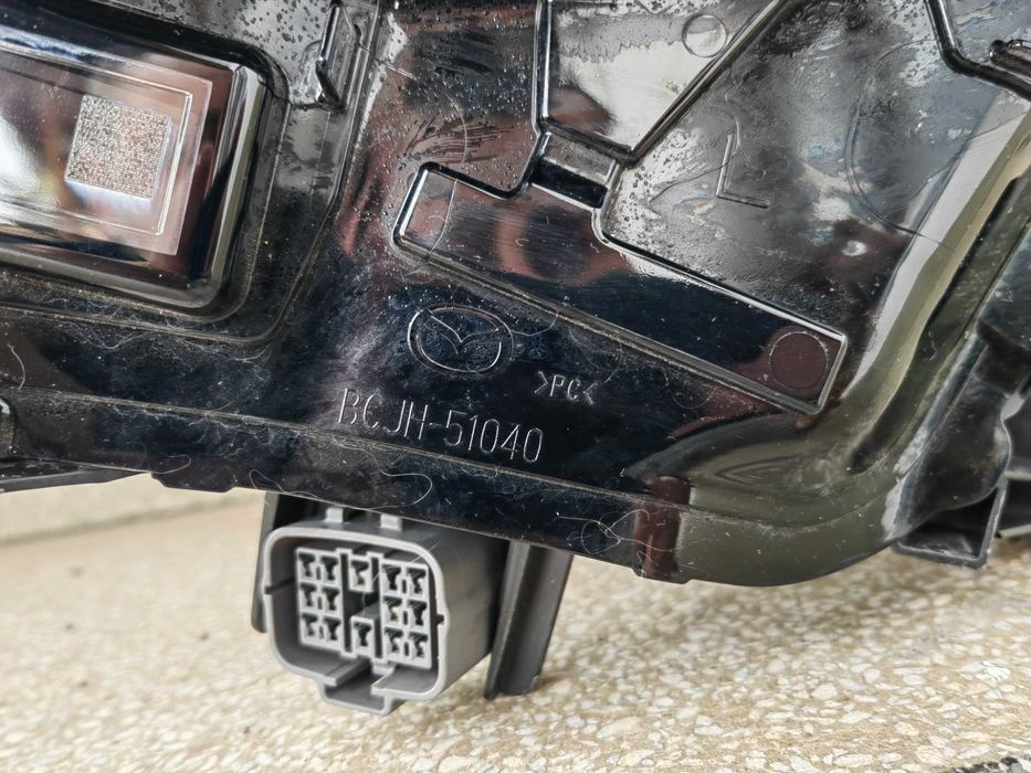 Фар Mazda 3 LED ляв / Фар Mazda 3 Оригинален