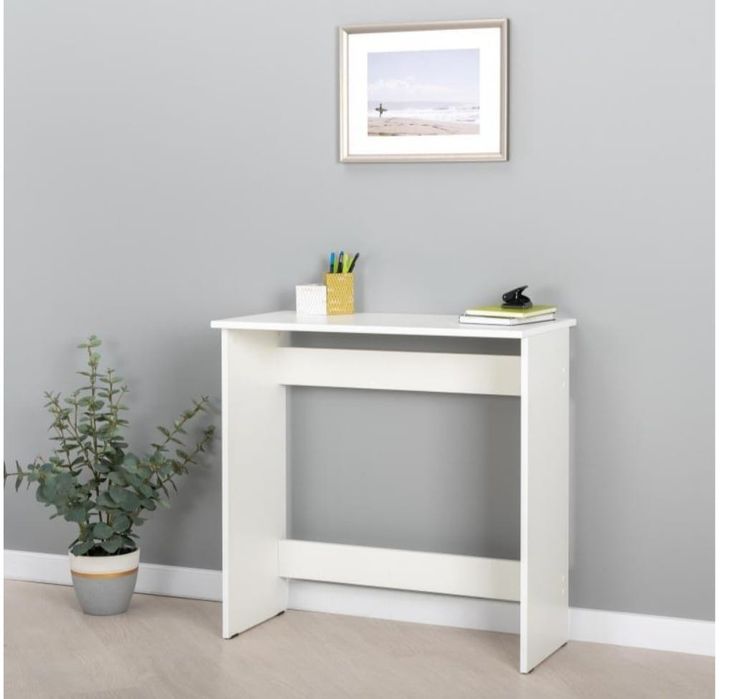 Стол в отличном состоянии