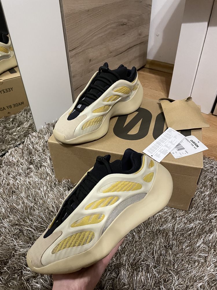 Yeezy 700 V3 Safflower