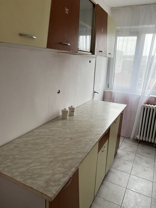 Apartament de inchiriat confort unu,etajul 3 din 4