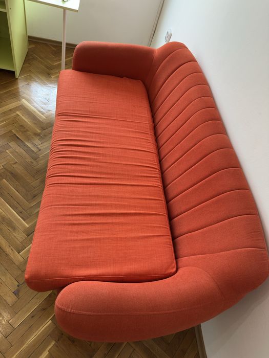 Неразтегателен диван