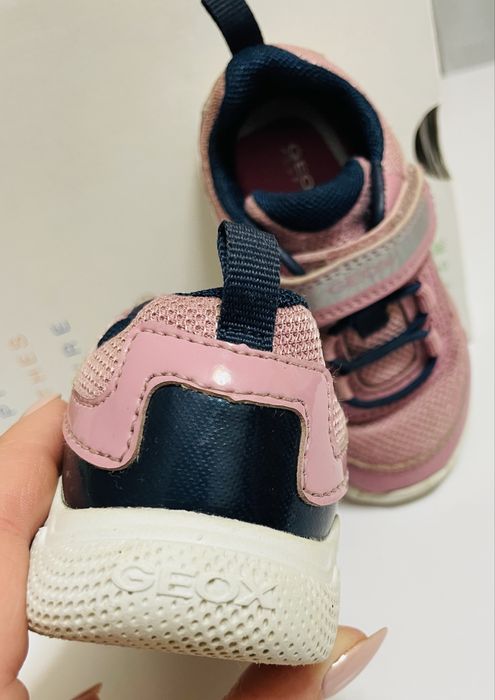 Обувки и маратонки за момиче 21 номер Mayoral Geox