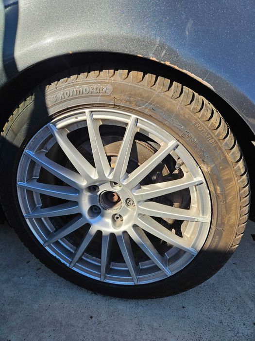 Гуми с джанти 235/45 R18