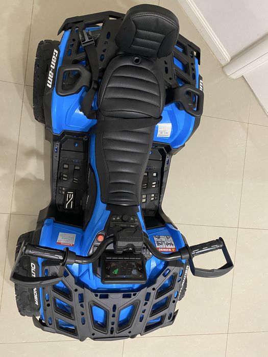 Vând ATV 4x4  CAN AM