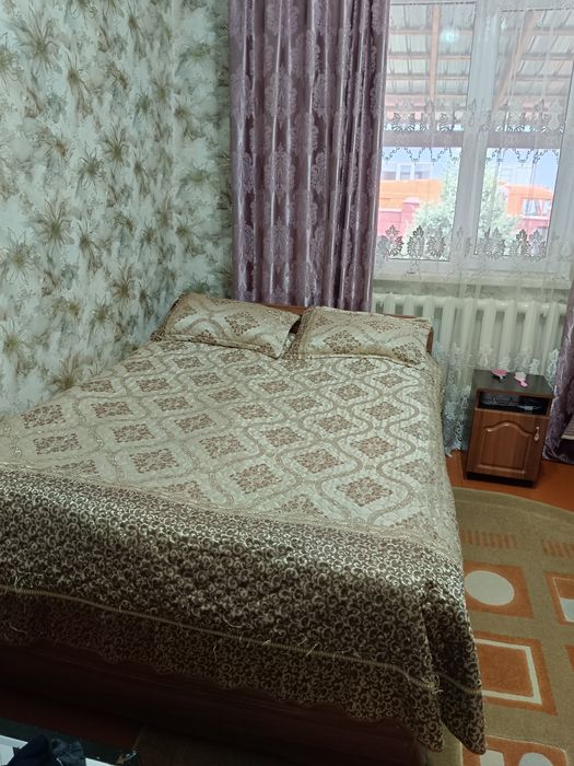 Продам спальный гарнитур в хорошем состояние