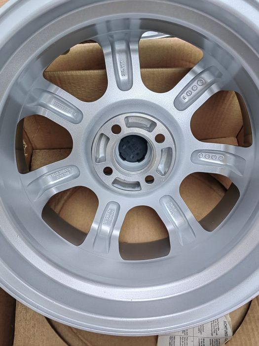 *НОВИ* Джанти CENTRA 16” 4х100