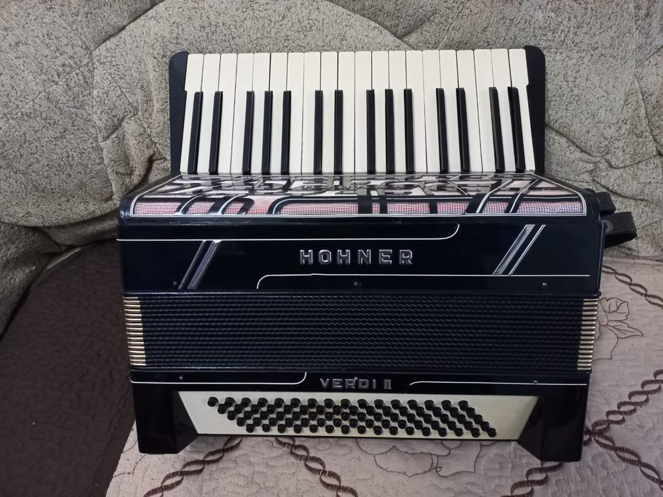 Acordeon Hohner Verdi.