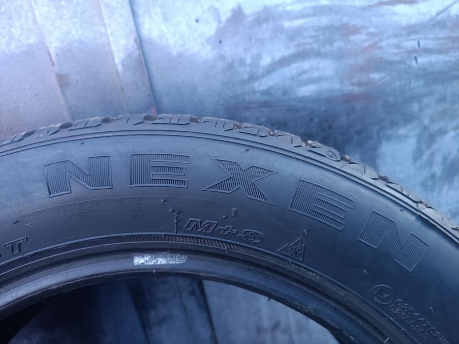 185/60/15 Nexen зимни