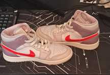 Nike Air Jordan 1 mid Valentine’s